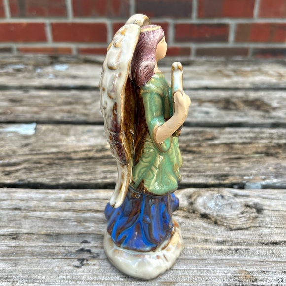 Greenbrier International Porcelain Angel with Harp - Picture 5 of 7